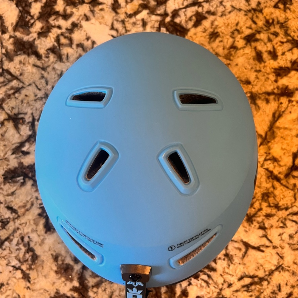 Peer Ski helmet mips epic x. Size small